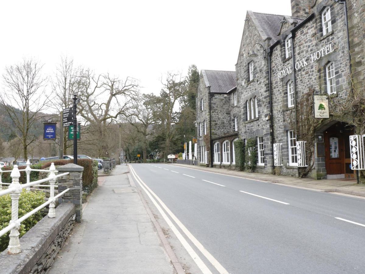 Llys Madoc, Basement Apartment Penmaenmawr Экстерьер фото